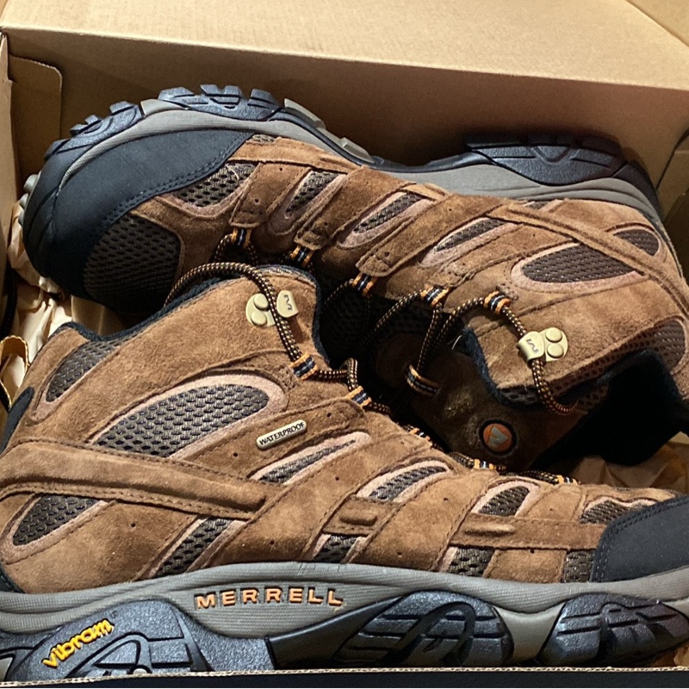 Merrell Men's Moab 3 Waterproof Mid Hiking Boots - Earth - Size 14